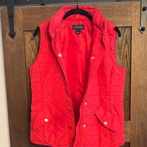 Jones New York Bright Red Quilted Vest like new!!!